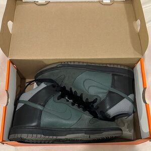 Nike Men's Sneakers - Black and Green